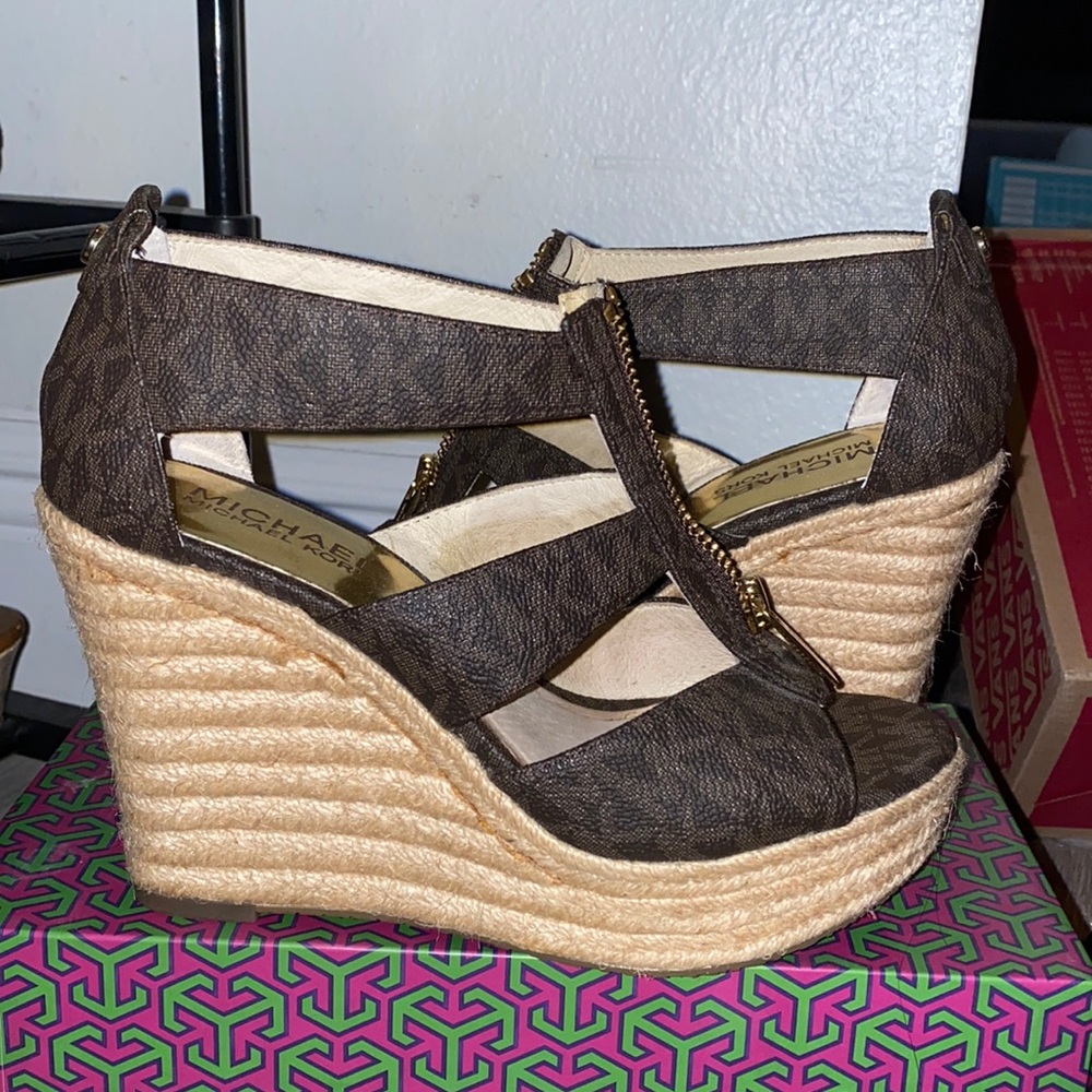 Michael kors wedges